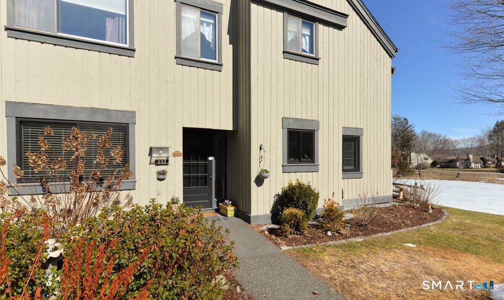44 Heritage Village A, Southbury, CT 06488
