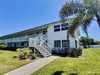5227 81ST LANE N 26, St Petersburg, FL 33709