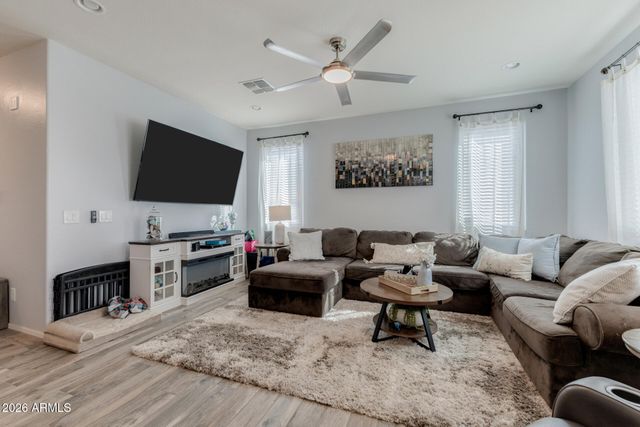 17249 W Spur Drive, Surprise, AZ 85387