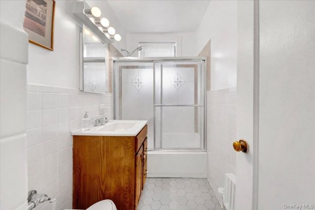 7 Greenridge Avenue B8, White Plains, NY 10605