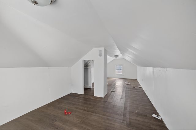 1926 E 24th St N, Wichita, KS 67219