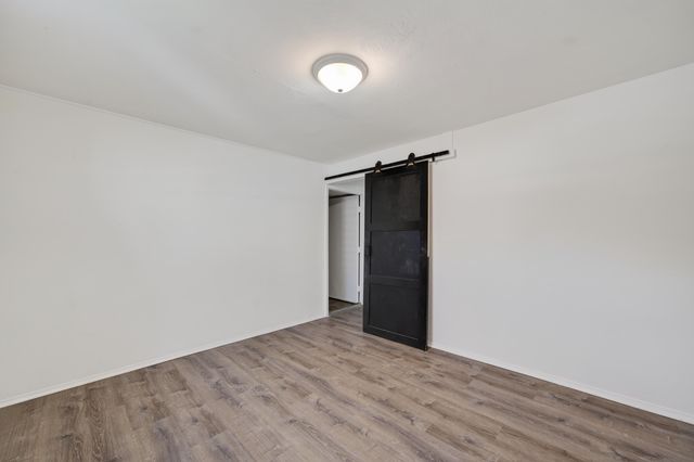 1926 E 24th St N, Wichita, KS 67219