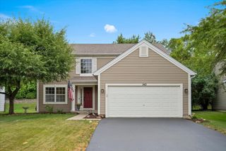 542 Waterford Lane, South Elgin, IL 60177