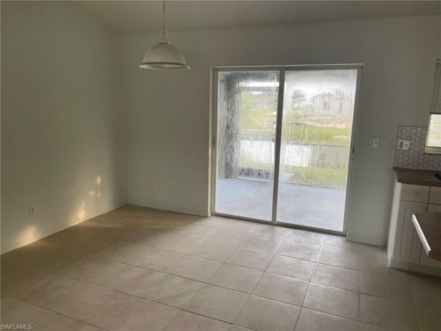 2023 NW 6th ST, Cape Coral, FL 33993