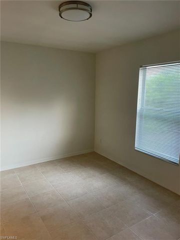 2023 NW 6th ST, Cape Coral, FL 33993