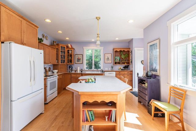 127 19th STREET S, La Crosse, WI 54601