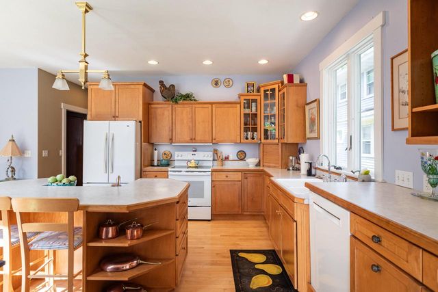 127 19th STREET S, La Crosse, WI 54601
