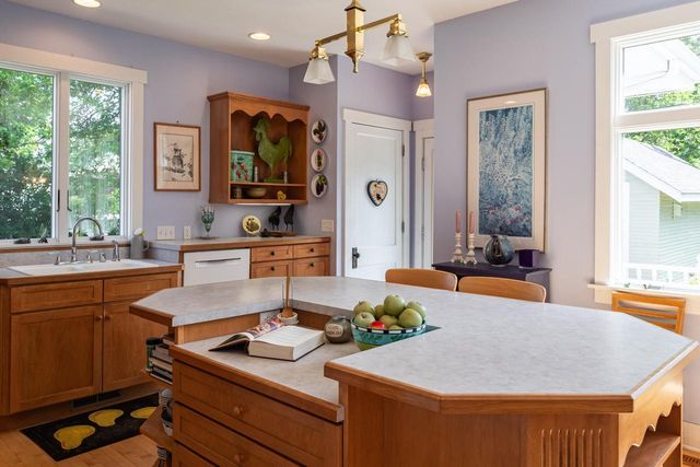 127 19th STREET S, La Crosse, WI 54601