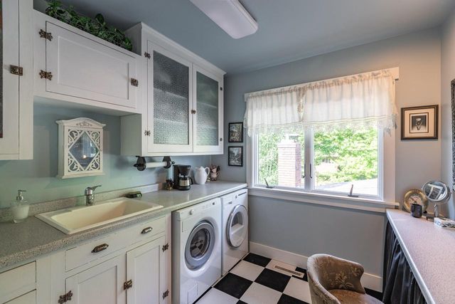 127 19th STREET S, La Crosse, WI 54601