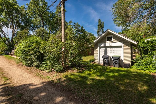 127 19th STREET S, La Crosse, WI 54601