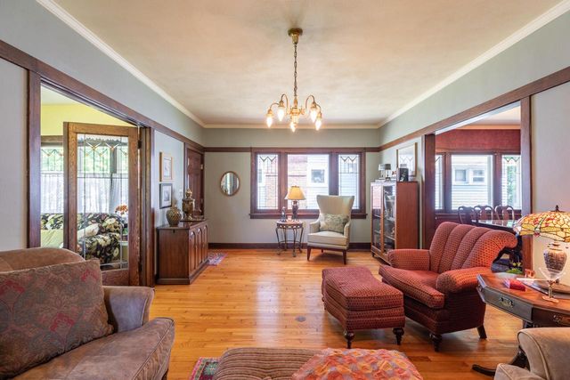 127 19th STREET S, La Crosse, WI 54601