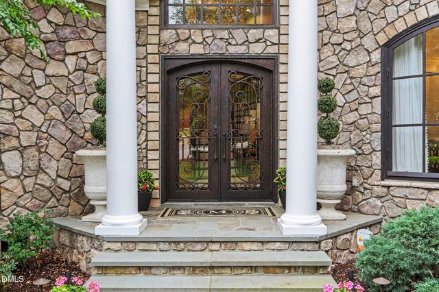 2317 Victoria Park Lane, Raleigh, NC 27614
