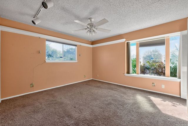 6615 Lake Cliff, San Antonio, TX 78244