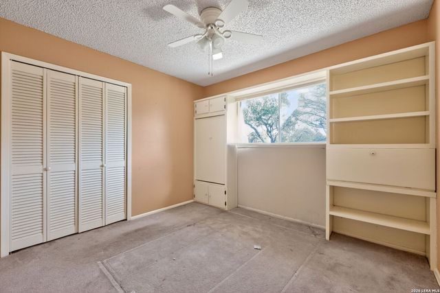 6615 Lake Cliff, San Antonio, TX 78244