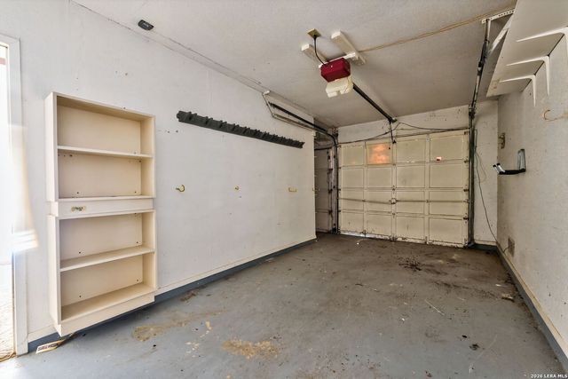 6615 Lake Cliff, San Antonio, TX 78244