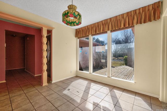 6615 Lake Cliff, San Antonio, TX 78244