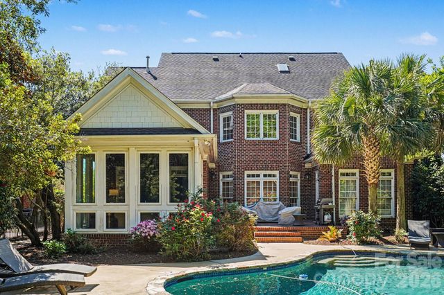 7609 Windaliere Drive, Cornelius, NC 28031