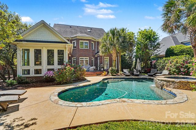 7609 Windaliere Drive, Cornelius, NC 28031