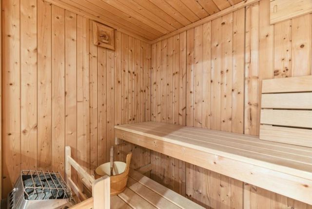 1301 Bryant Street, Palo Alto, CA 94301