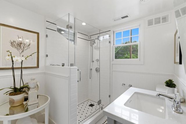 1301 Bryant Street, Palo Alto, CA 94301