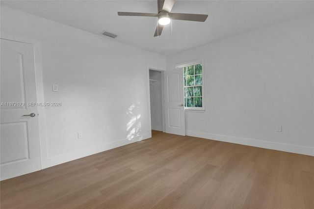 5111 SW 73rd Ter 0, Miami, FL 33143