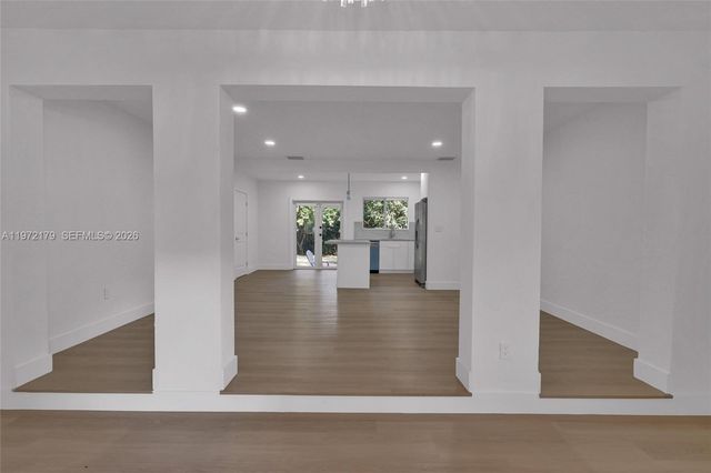 5111 SW 73rd Ter 0, Miami, FL 33143