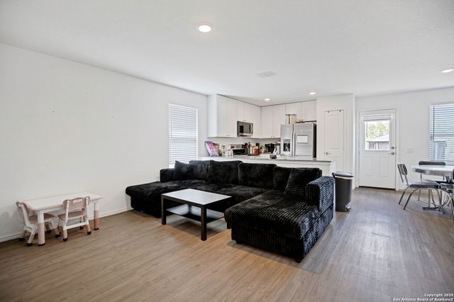 13415 Turnesa, San Antonio, TX 78221