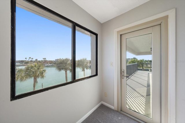 1651 SAND KEY ESTATES COURT 26, Clearwater Beach, FL 33767