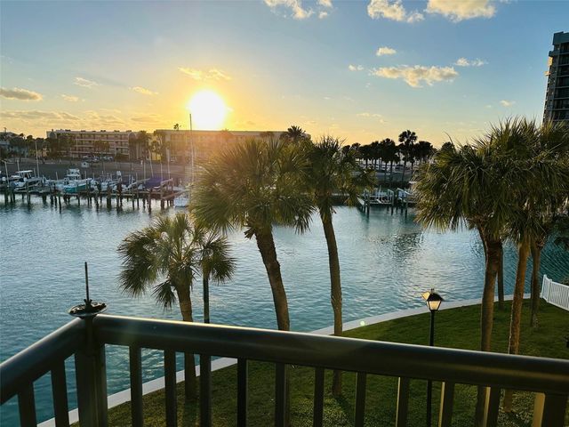 1651 SAND KEY ESTATES COURT 26, Clearwater Beach, FL 33767