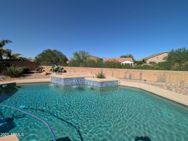 7122 W PASO Trail, Peoria, AZ 85383