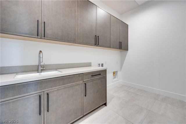 58 Bellissima Lago Court, Henderson, NV 89011