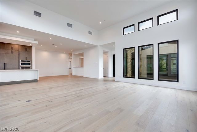 58 Bellissima Lago Court, Henderson, NV 89011