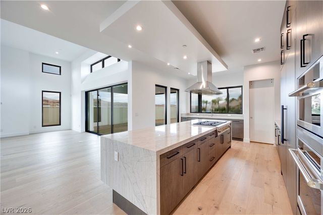 58 Bellissima Lago Court, Henderson, NV 89011