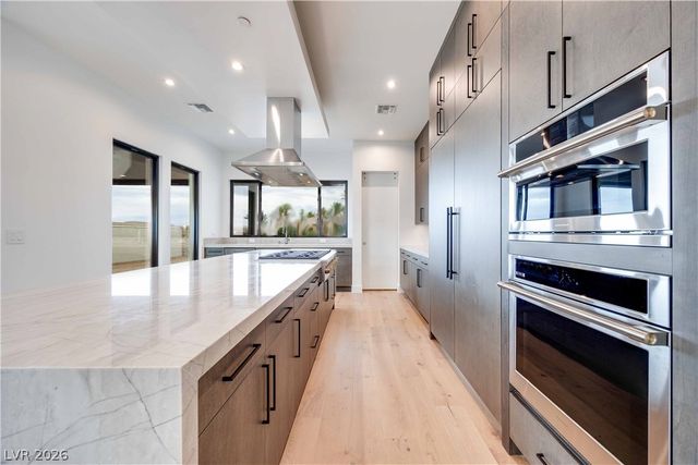 58 Bellissima Lago Court, Henderson, NV 89011