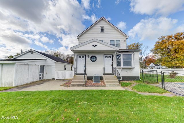 32 Wedgewood Avenue, Rotterdam, NY 12303