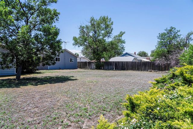 355 E Woodward Avenue, Keenesburg, CO 80643