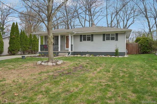 2385 Keith Road, West Bloomfield Charter Township, MI 48324