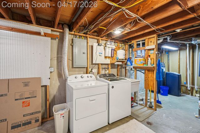 2385 Keith Road, West Bloomfield Charter Township, MI 48324