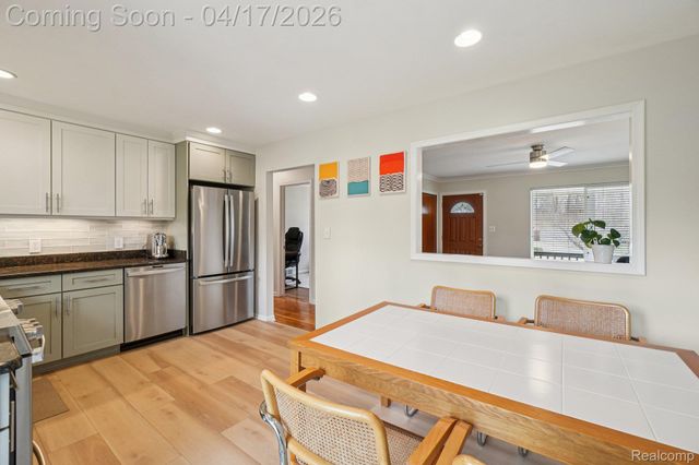 2385 Keith Road, West Bloomfield Charter Township, MI 48324