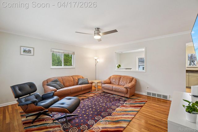 2385 Keith Road, West Bloomfield Charter Township, MI 48324