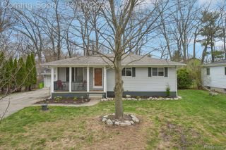 2385 Keith Road, West Bloomfield Charter Township, MI 48324