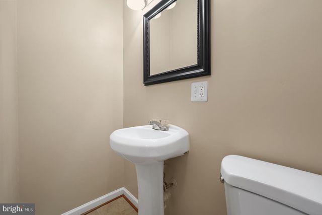 705 71ST AVE, Capitol Heights, MD 20743