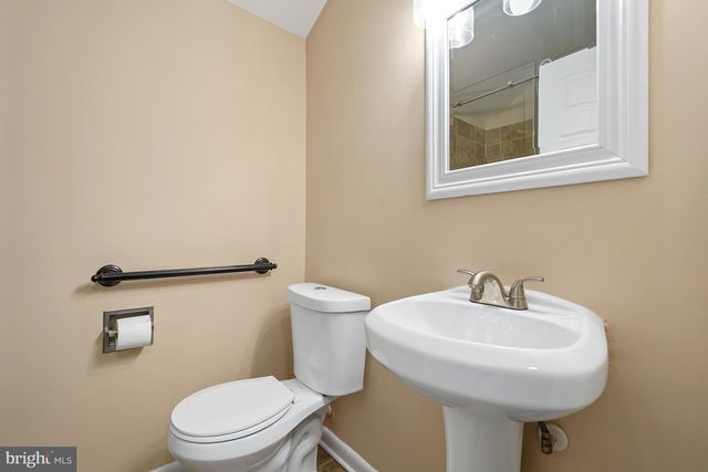 705 71ST AVE, Capitol Heights, MD 20743