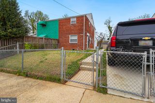 705 71ST AVE, Capitol Heights, MD 20743