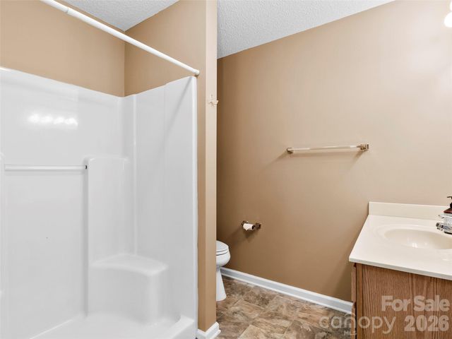 2303 Deermouse Way, Hendersonville, NC 28792