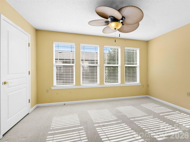 2303 Deermouse Way, Hendersonville, NC 28792