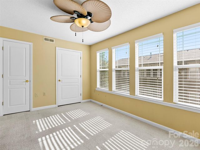 2303 Deermouse Way, Hendersonville, NC 28792