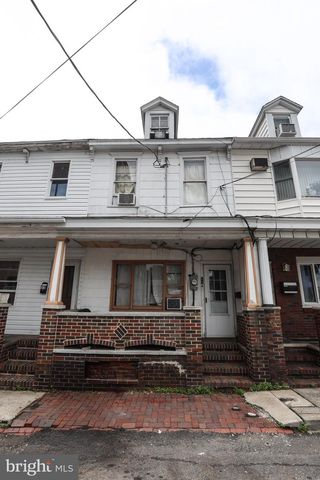 13 LEWIS ST, Minersville, PA 17954
