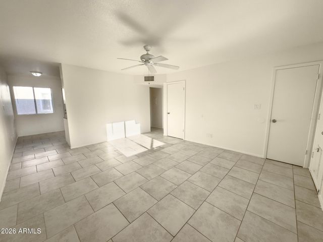 308 E VOGEL Avenue 4, Phoenix, AZ 85020