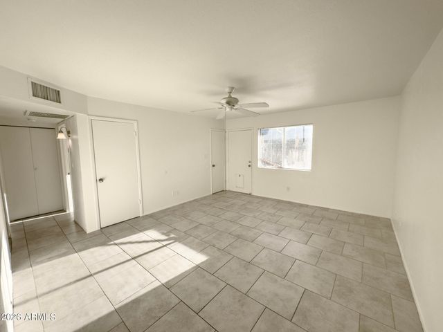 308 E VOGEL Avenue 4, Phoenix, AZ 85020